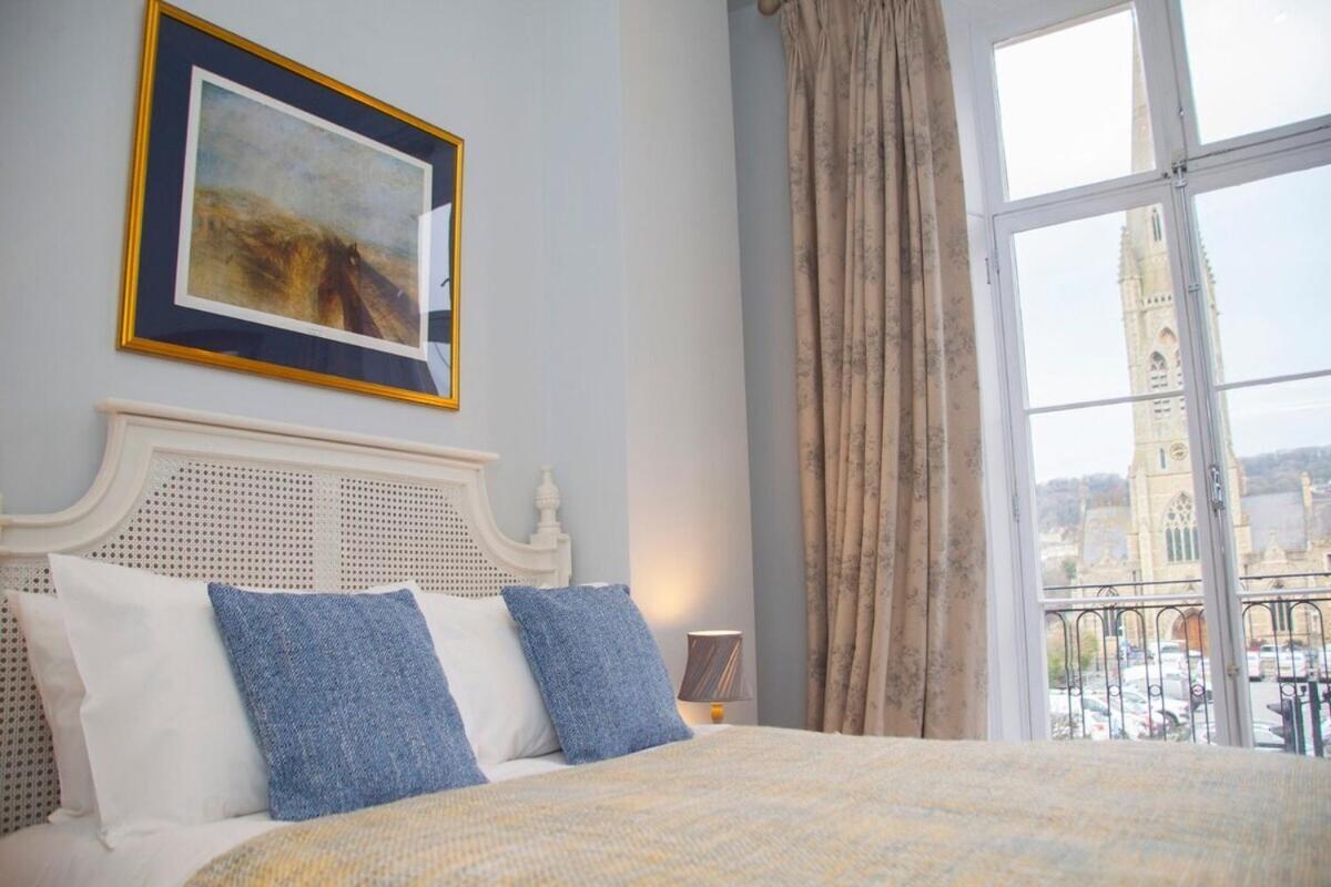 Stylish City Centre Apartment - Бат Экстерьер фото